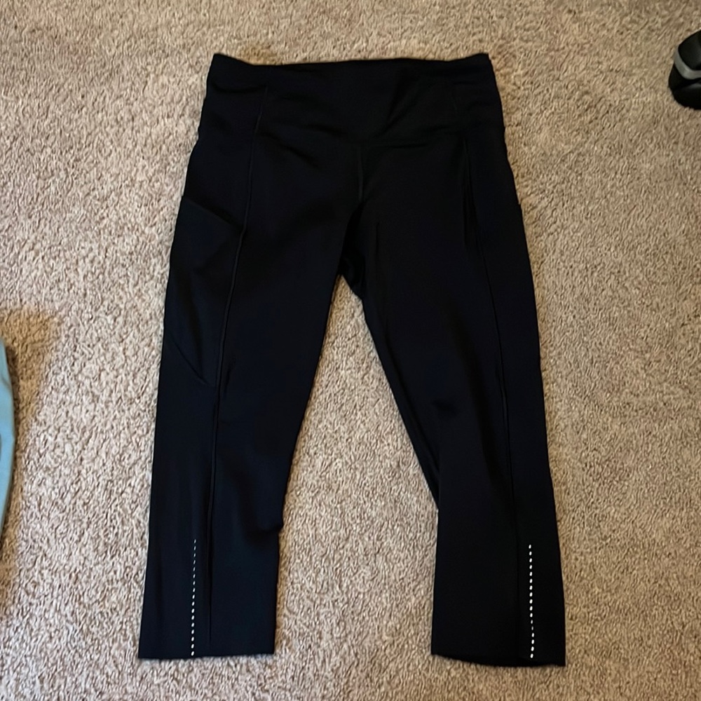 Lululemon 23” fast and free crop black size 8